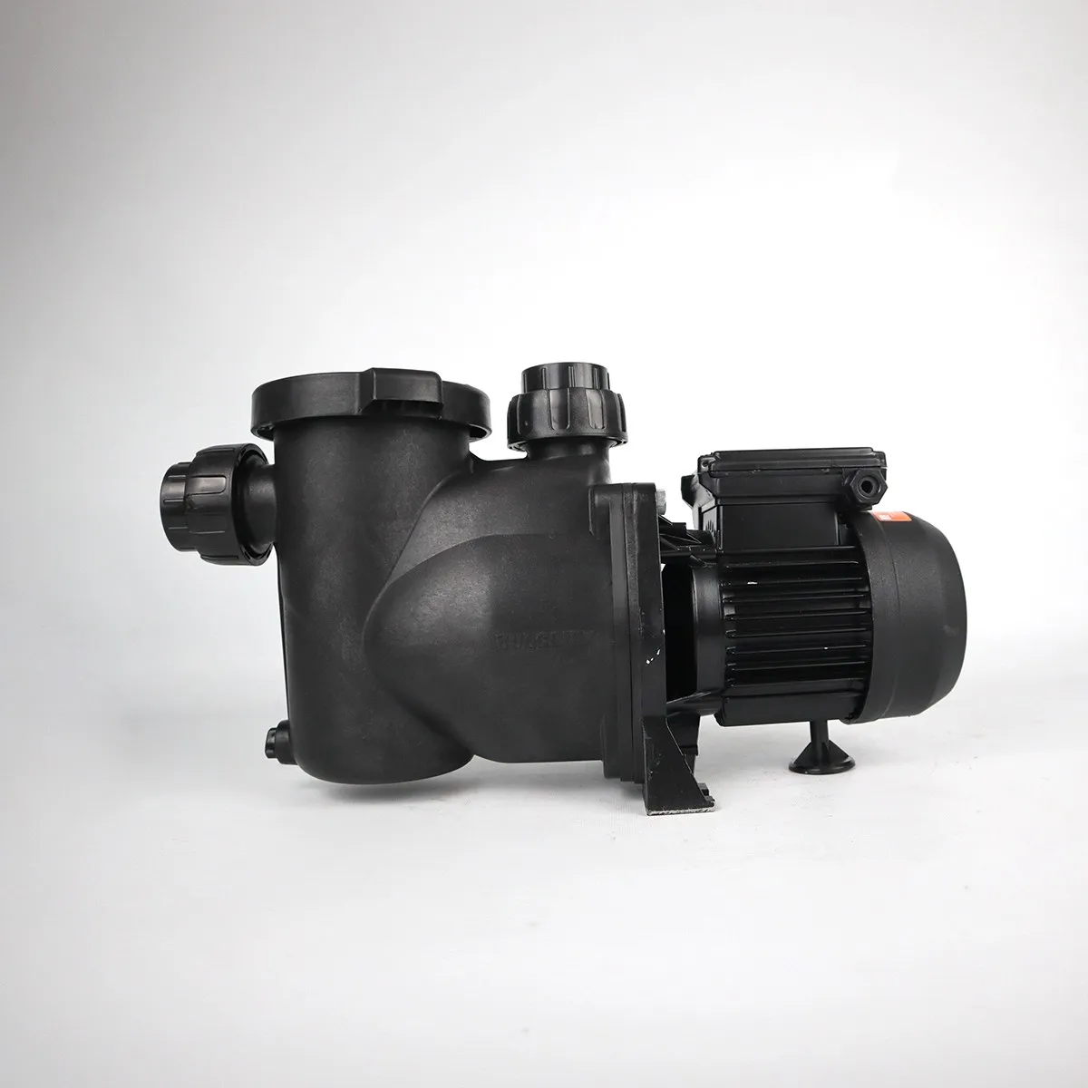Bomba para piscina Vulcano BAR 050 de 0.5 HP color negro