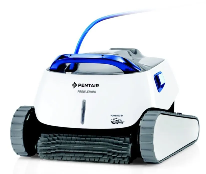 Robot limpiafondos Pentair Prowler 930 de color blanco con asa azul y orugas